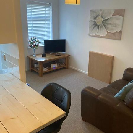 One Bedroom Ground Floor Flat Central Chichester Luaran gambar